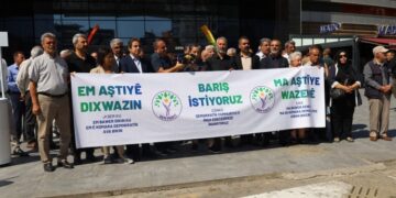 DEM Partî Amed de dest bi kampanyaya ‘Ma aştî wazenê, seba ke…’ kerd