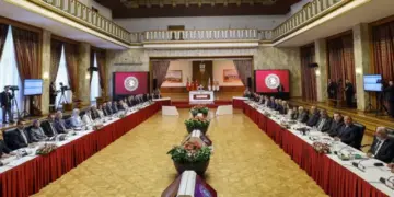 Komîsyonê Meclîsî do huqûqnasan bigoşdaro