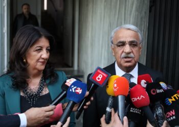 Heyete Îmraliyê: Em ê gavên ku divê bên avetin gotûbêj bikin