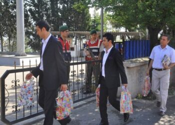 Avûkatan Abdullah Ocalan reyde pêvînayîş kerd