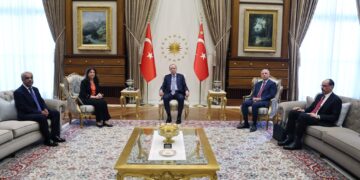 Erdogan merasîmê akerdişê Meclîsî ra pey DEM Partî zîyaret kerd