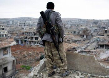 1ê Teşrîna Peyêne: Dinya dormeyê şervananê kurd de bîye yew
