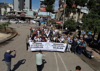 Protestoyê Komploya 9ê Citmenge: Azadîya Abdullah Ocalanî do biba gamêka tewr şênber  