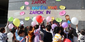 Li Zarokistanê çalakiya ‘Zarok bi mafên xwe zarok in’ pêk hat