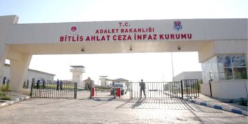 Li dijî zextên girtîgehê dest bi greva birçîbûnê kir