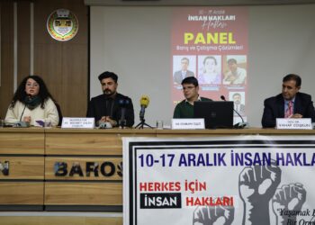 Panela ÎHDê: Divê bersiveke demokratîk bê afirandin