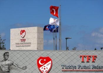 TFFê cezayek mîna xelatê li Bursasporê birî!