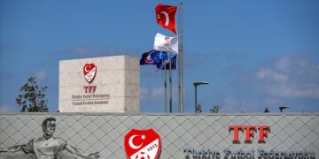 TFFê cezayek mîna xelatê li Bursasporê birî!