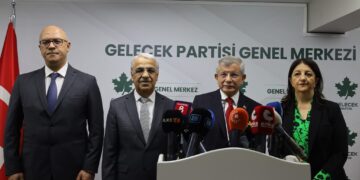 Mithat Sancar: Qonaxa 2yemîn qanûnên aştiyê ne Ahmet Davutoglu: Divê gav lez bên avêtin