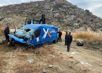 Li Hênê qezaya trafîkê çêbû: 2 kes birîndar bûn
