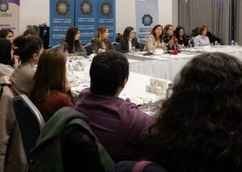 Şaredariya Amedê bi rojnamegerên jin re civiya