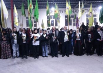 Li Mexmûrê nobeta azadiya Ocalan didome