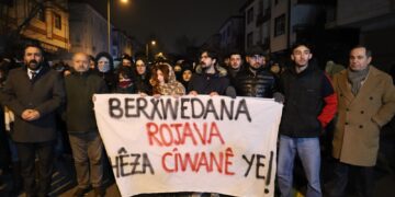 Li Enqereyê li dijî êrişan çalakî: Em di Rojava de tawiz nadin