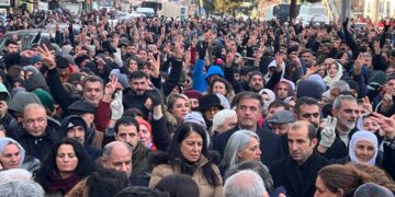 Li Amedê çalakî didome: Her der Rojava her der berxwedan