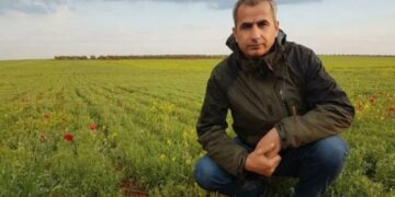 ‘Em ê bi rêxistinbûnê hesabê bipirsin’