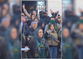 Hunermendên Rojava ji bo parastinê tev li berxwedanê bûn