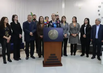 Şandeya Bakur: Divê her kes tev li berxwedana Rojava bibe