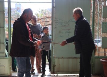 Li Rojava koçber bi hevgiriyê pirsgirêkan çareser dikin