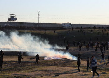 Li ser sînorê Bakur û Rojava wêneyên berxwedanê