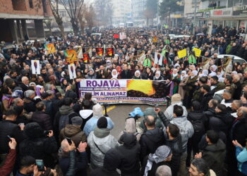 Sibê cîhan li dora Rojava dibe xelek!