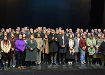 Hevşaredar û endamên meclîsan meaşên xwe bexşî Kobanê kirin