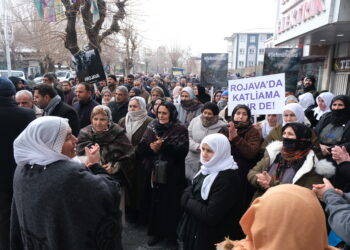 Gelê Sêrtê ji bo Rojava meşiya: Wê çete li ber vê îradeyê têk biçin