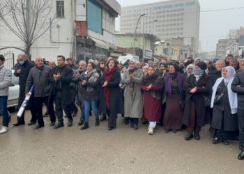 ‘Di bin siya çekan de pirsgirêka Kurd nayê çareserkirin’