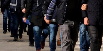 Li Stenbolê 15 kes hatin binçavkirin