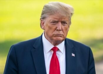 Trump: Em ji destwerdana Îranê re amade ne