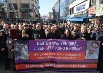 Wan ji bo Baran Ebdî meşiya: Em Rojava bi tenê nahêlin