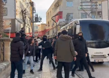 Destbenkerdena 5 rojnamegeran rojê ameyê dergkerdene
