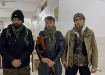 Ciwanên Kurd berê xwe dan Rojava
