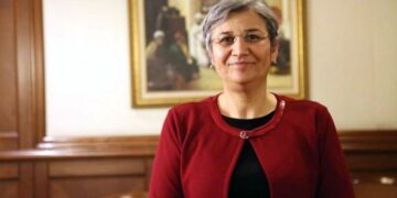 Pervîn Buldanê serdana Leyla Guvenê kir