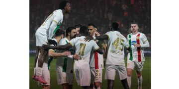 Amedspor ji deplasmana Pendîksporê bi 3 puanan vegeriya