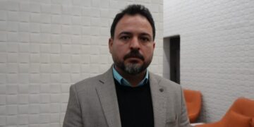 Temsîlkarê Rayberîya Xosere: Destek bidê Kobanî wa dorpêç wedarîyo