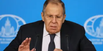 Sergey Lavrov Amerîkayê şiyar kir