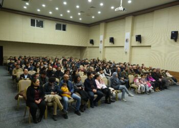 Li Êlihê roja zimanê zikmakî hat pîrozkirin