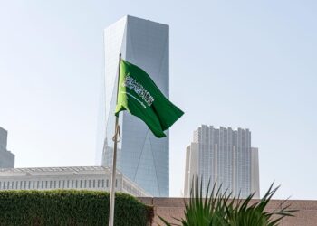 Siûdî Erebistanê êrişên Îranê şermezar kirin û peyama piştgiriyê da