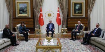 Kombîyayîşê Heyetê Îmrali û Erdoganî qedîya