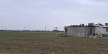 Leşkerên Tirk 9 roj in li ser sînorê Kobanê xendekan dikolin