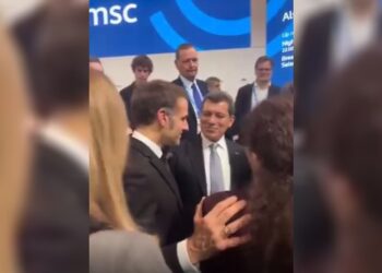 Mazlûm Ebdî û Îlham Ehmed bi Macron re hevdîtin kir