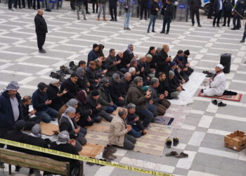 Li Qada Pirsûsê bi diayan piştgiriya Kobanê kirin
