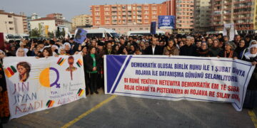 Keskîn Bayindir: Heta statuya Rojava mîsoger nebe em ê li ser pêyan bin