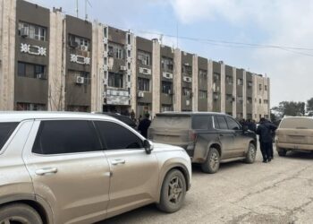 Şandeyek Şamê serdana bîrên petrolê ya li Rimêlanê kir