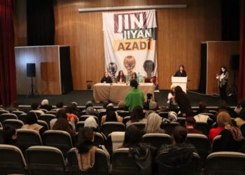 Jin li Wanê bi mijara 8ê Adarê civiyan