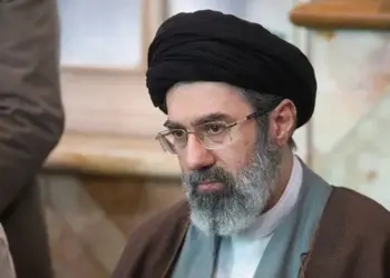 Rayberê dînî yê Îranî Mucteba Hamaney kam o?