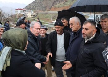 DEM Partî çû gundên Qilebanê yên lehî lê rabû