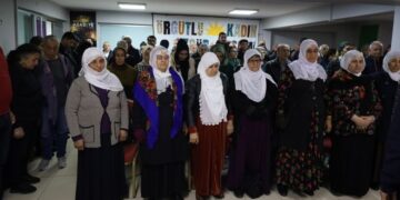Li Îzmîrê bi boneya ‘Hefteya Lehengiyê’ bîranîn hate lidarxistin