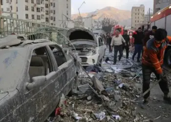 Tehran şevê di bin êrişên hewayî yên Amerîka û Îsraîlê de derbas kir
