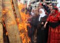 Li Agiriyê dayîka Sema Yuce agirê Newrozê pê xist